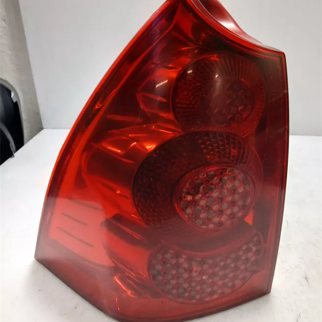 Fanale posteriore sinistro