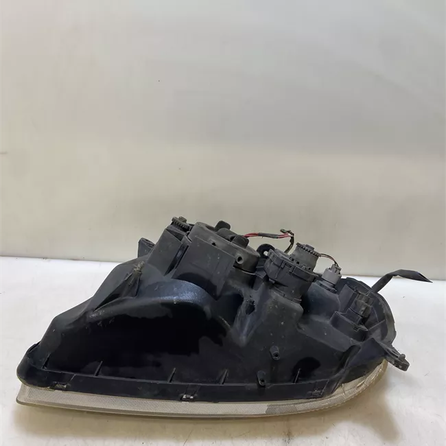 Proiettore con regolatore altezza destro