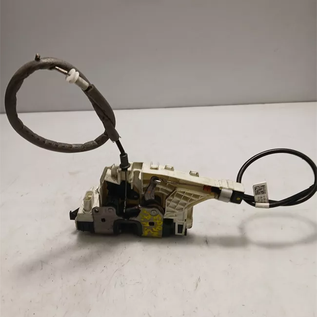 Serratura porta anteriore sinistra