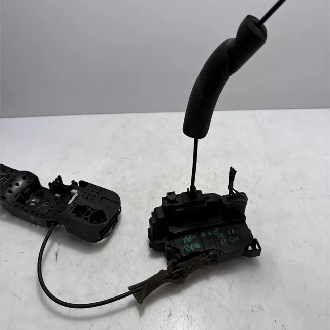 Serratura porta posteriore destra con bloccaggio elettrica , critalli elettrico