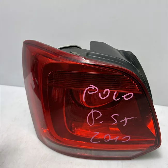 Fanale posteriore sinistro AL