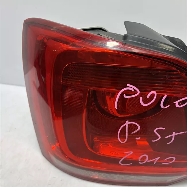 Fanale posteriore sinistro AL