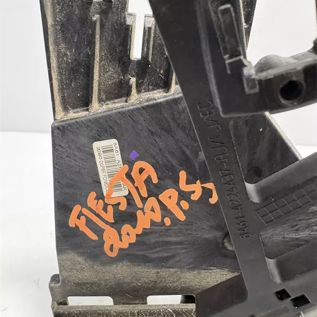 Serratura porta posteriore sinistra con dispositivo antifurto