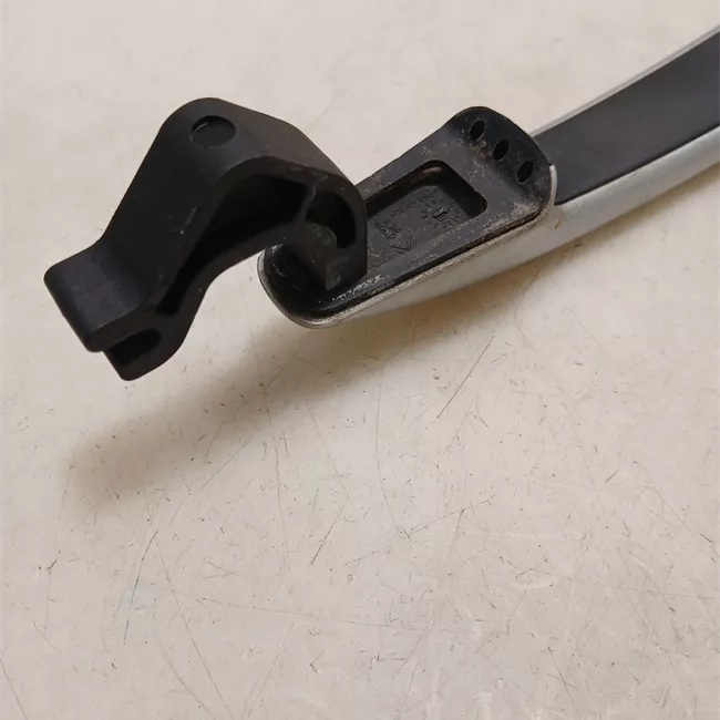 Maniglia porta anteriore destra grigio