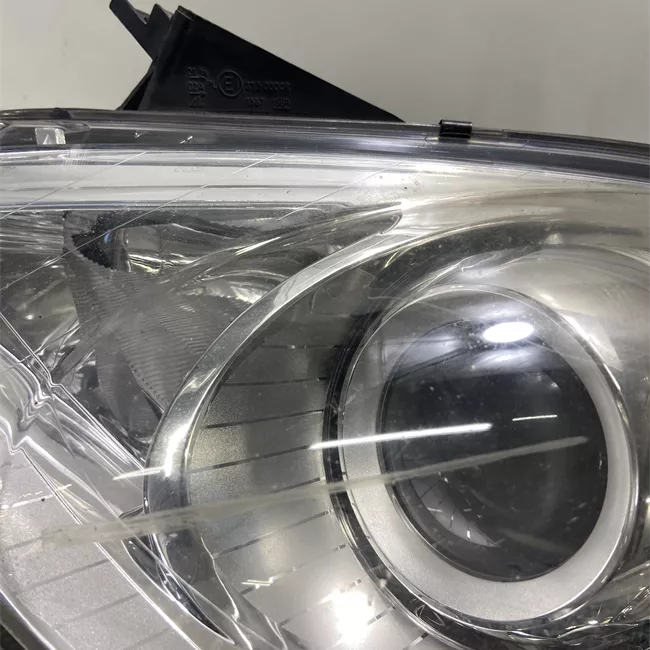 Proiettore sinistro Xeno