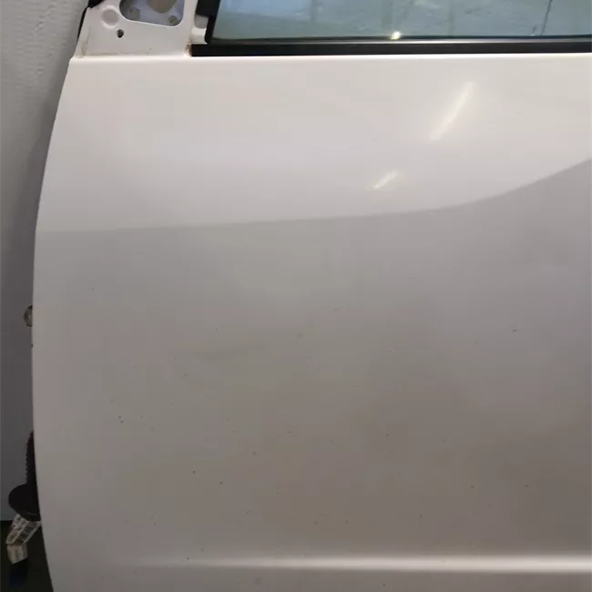 Porta anteriore sinistra