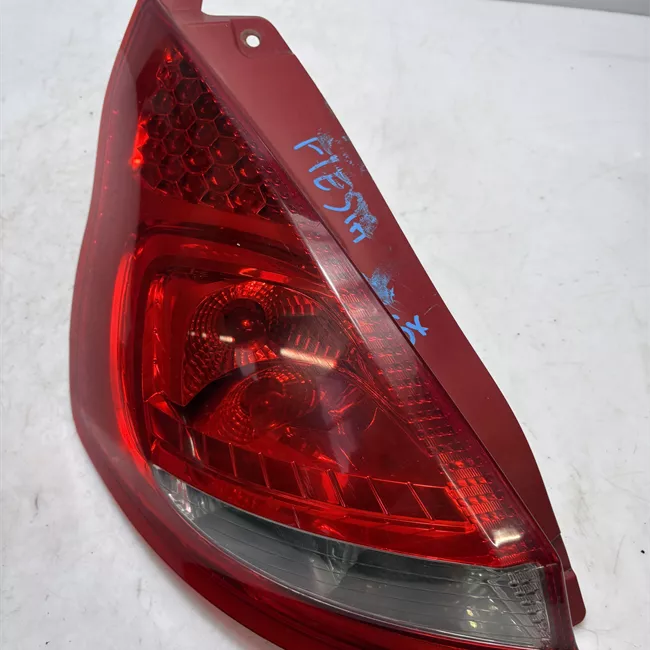 Fanale posteriore sinistro