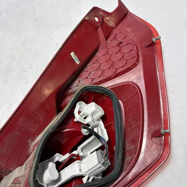 Fanale posteriore sinistro