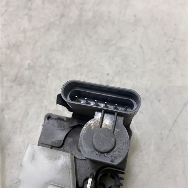 Serratura porta anteriore sinistra