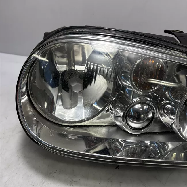 Proiettore destro Nero/cromo