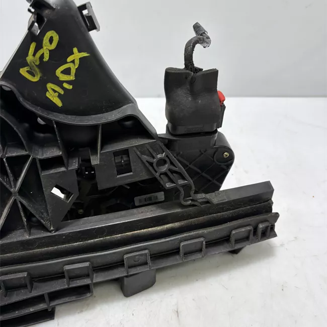 Serratura porta anteriore destra sistema bloccaggio senza chiave