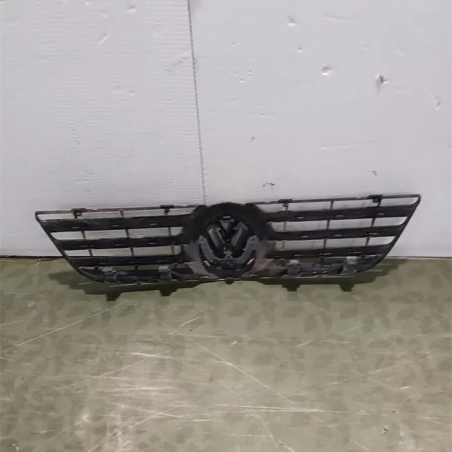 Griglia con modanatura cromata