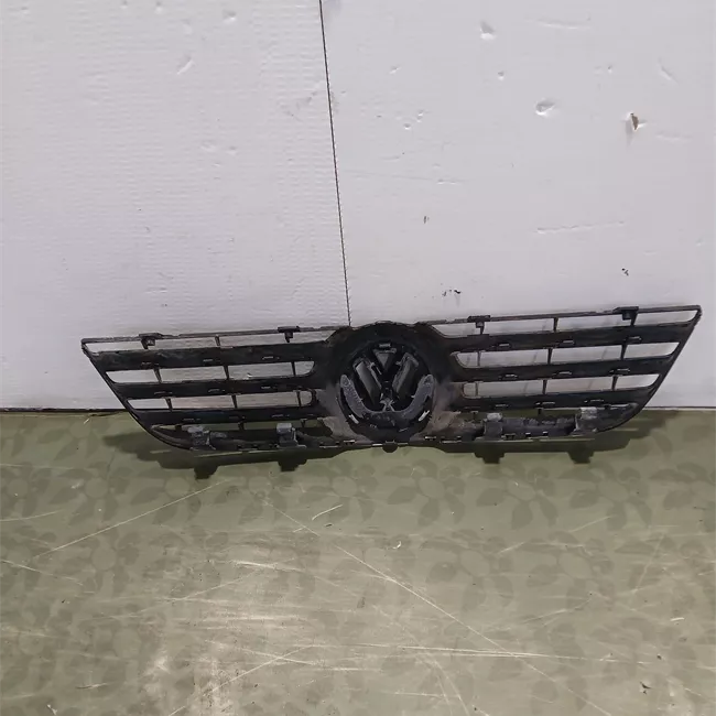 Griglia con modanatura cromata