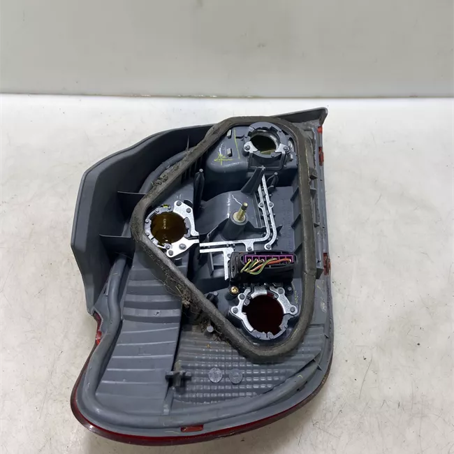 Fanale posteriore destro 08/99>12/02<