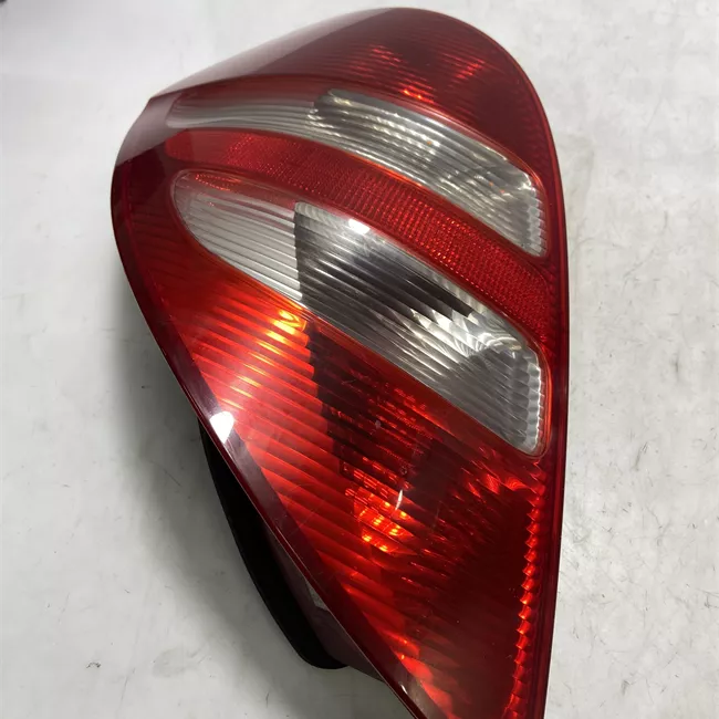 Fanale posteriore sinistro Avantgarde