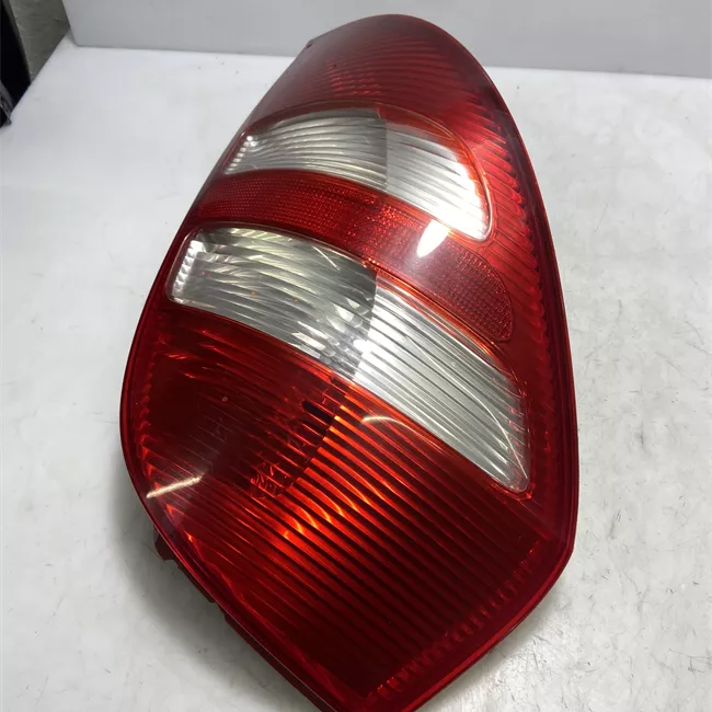 Fanale posteriore sinistro Avantgarde