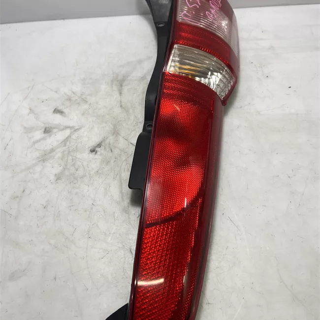 Fanale posteriore sinistro 11/04<