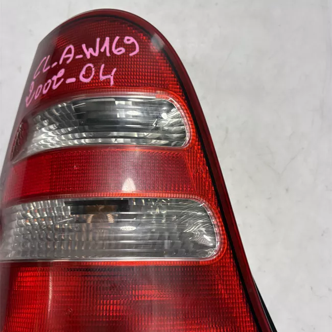 Fanale posteriore sinistro