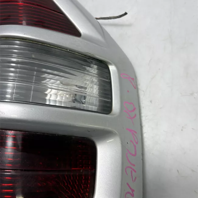 Fanale posteriore parte superiore destro rosso