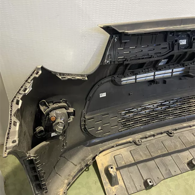 Paraurti anteriore pacchiusura Sport