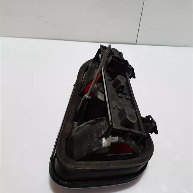 Fanale posteriore sinistro