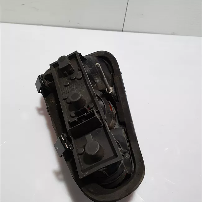 Fanale posteriore sinistro