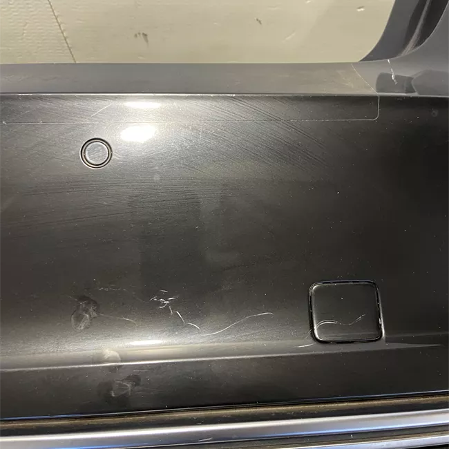 Paraurti posteriore con assistente parcheggio primer