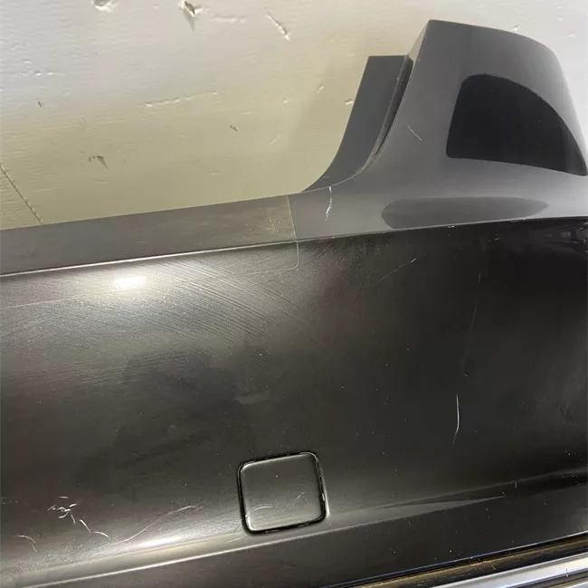 Paraurti posteriore con assistente parcheggio primer