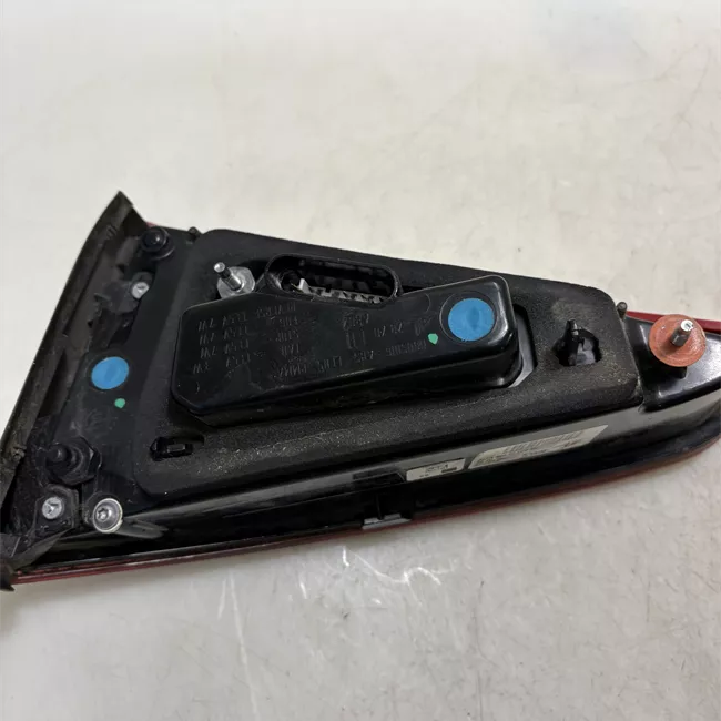 Fanale posteriore parte interno sinistro