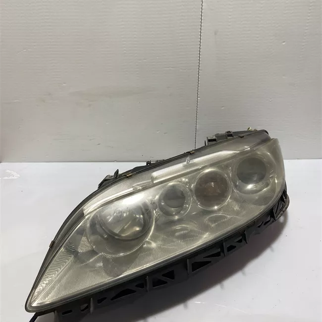 Proiettore sinistro senza antinebbia ant