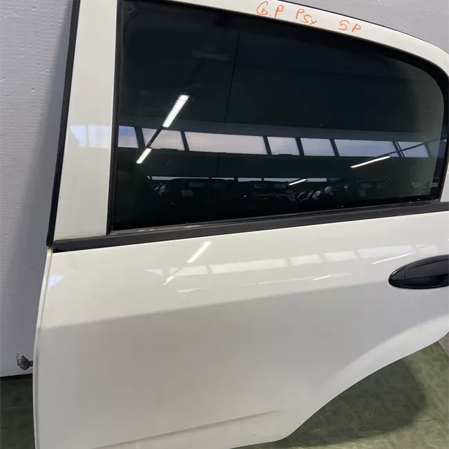 Porta posteriore sinistra