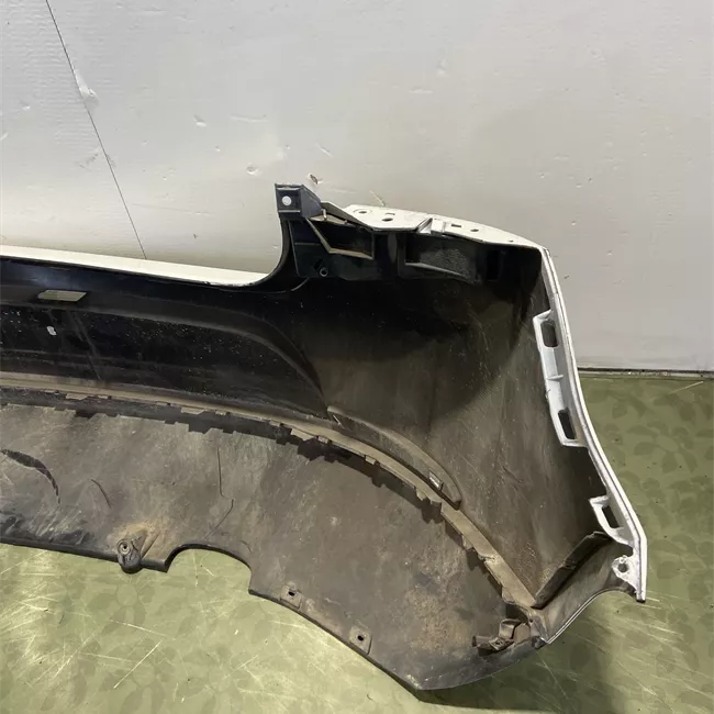 Paraurti posteriore primer