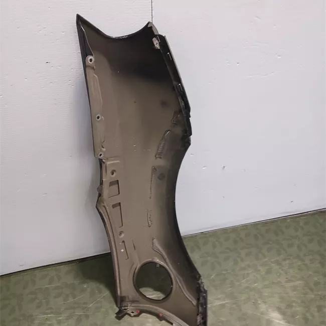 Parafango anteriore sinistro