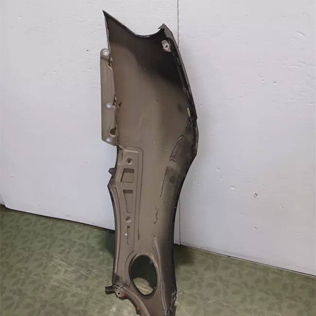 Parafango anteriore sinistro