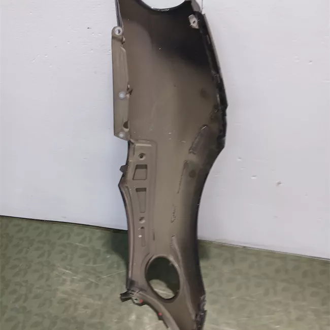 Parafango anteriore sinistro