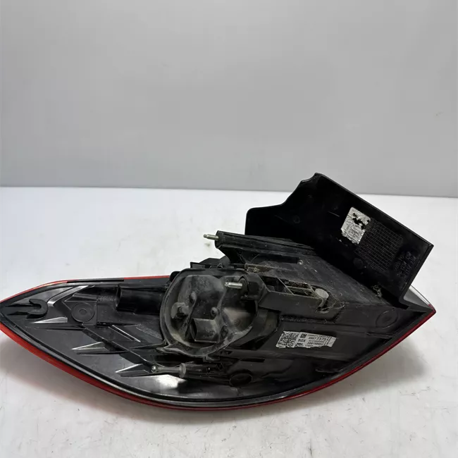 Fanale posteriore parte esterno destro