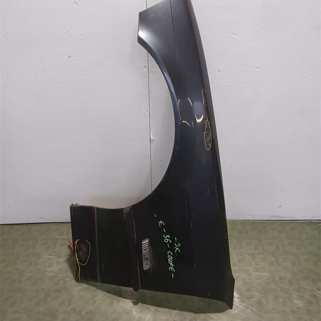 Parafango anteriore sinistro 3.20 M50