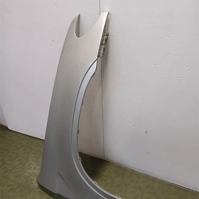 Parafango anteriore destro 10-03<