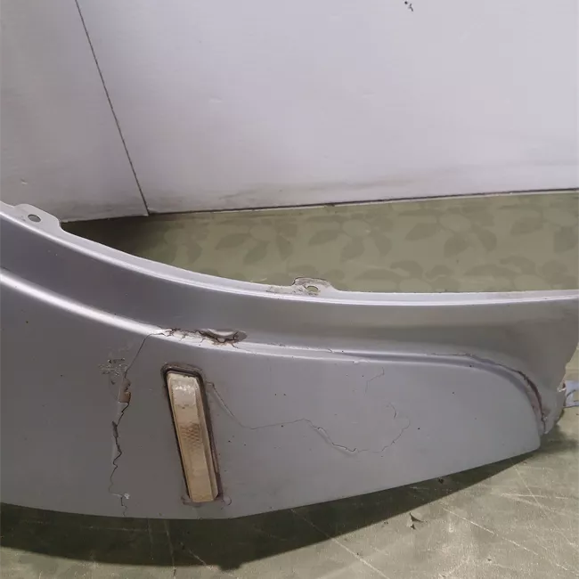 Parafango anteriore destro 10-03<