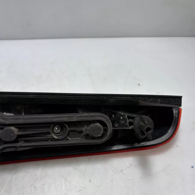 Fanale posteriore sinistro