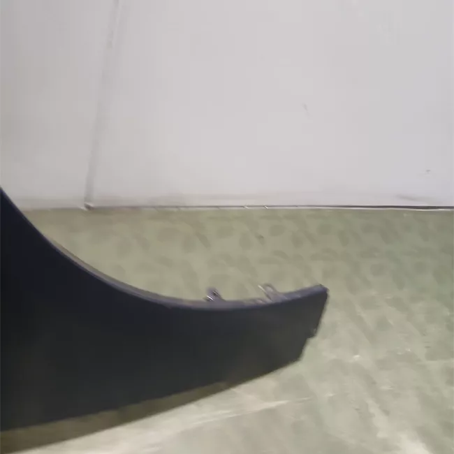 Parafango anteriore destro