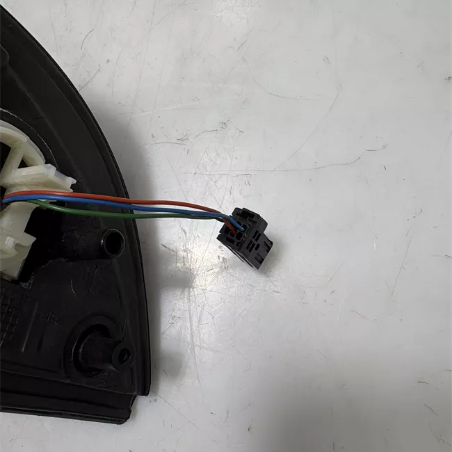 Retrovisore esterno regolazione elettrica sinistro con calotta e cornice retrovisore primer