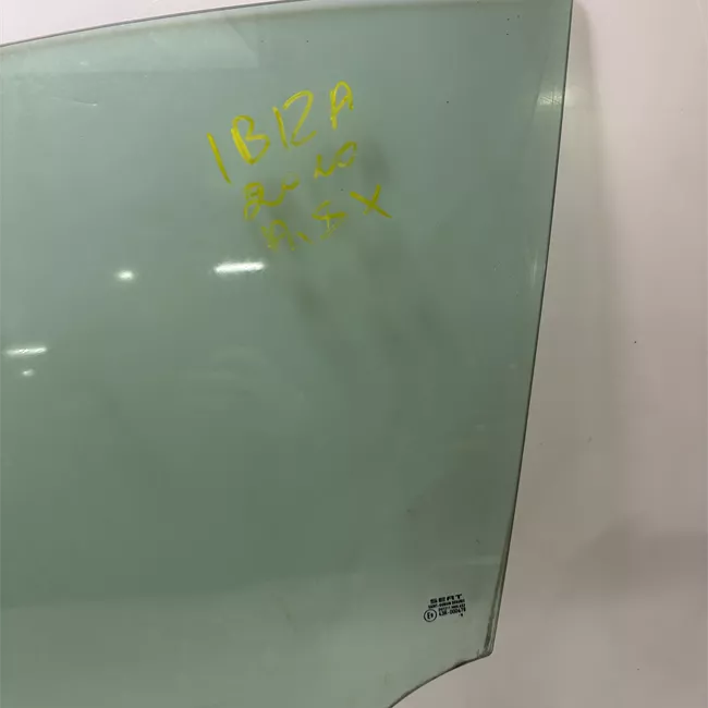 Scendente porta anteriore sinistro verde