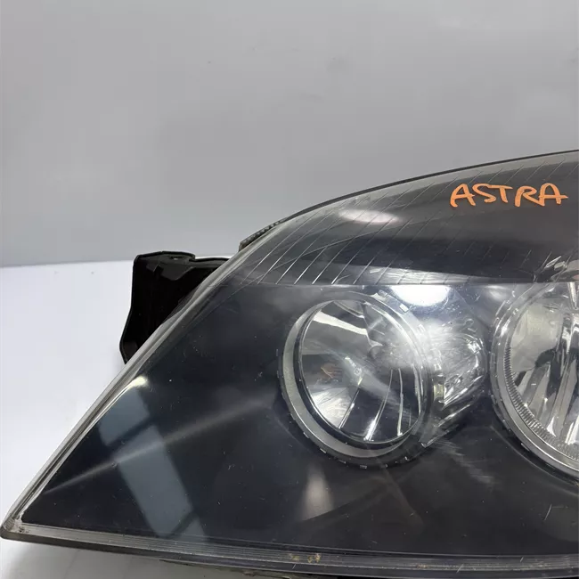 Proiettore sinistro Cromo