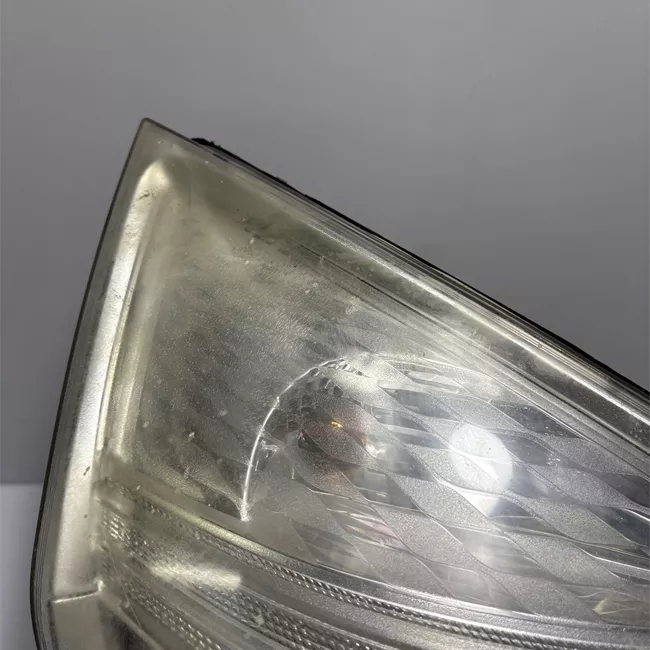 Proiettore destro xenon