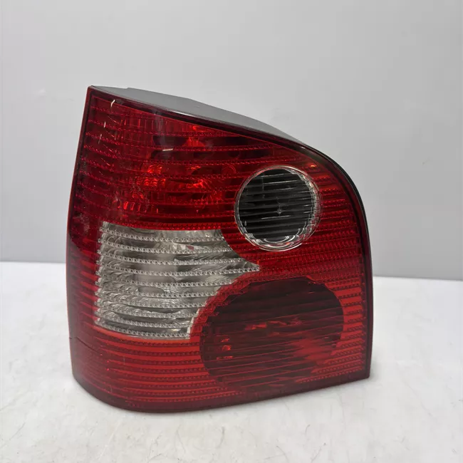 Fanale posteriore sinistro