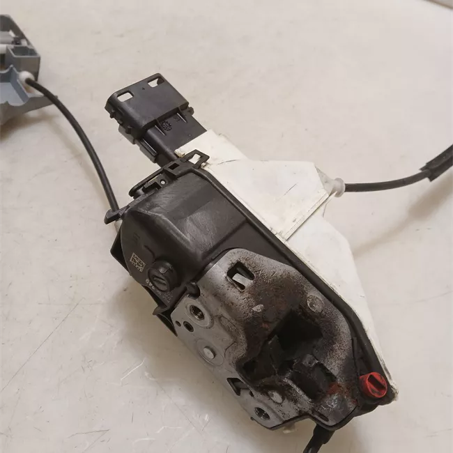 Serratura porta posteriore destra