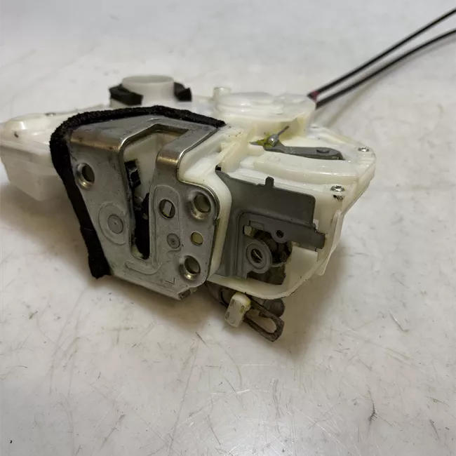 Serratura porta anteriore sinistra GA