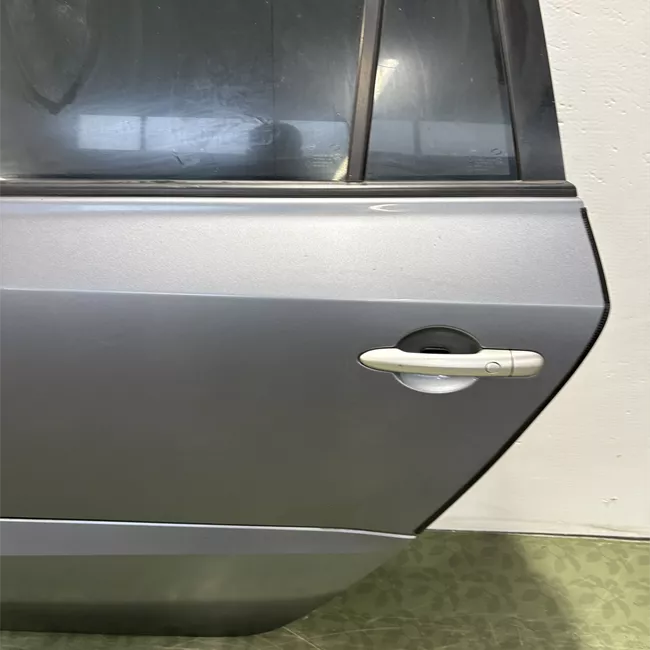 Porta posteriore sinistra