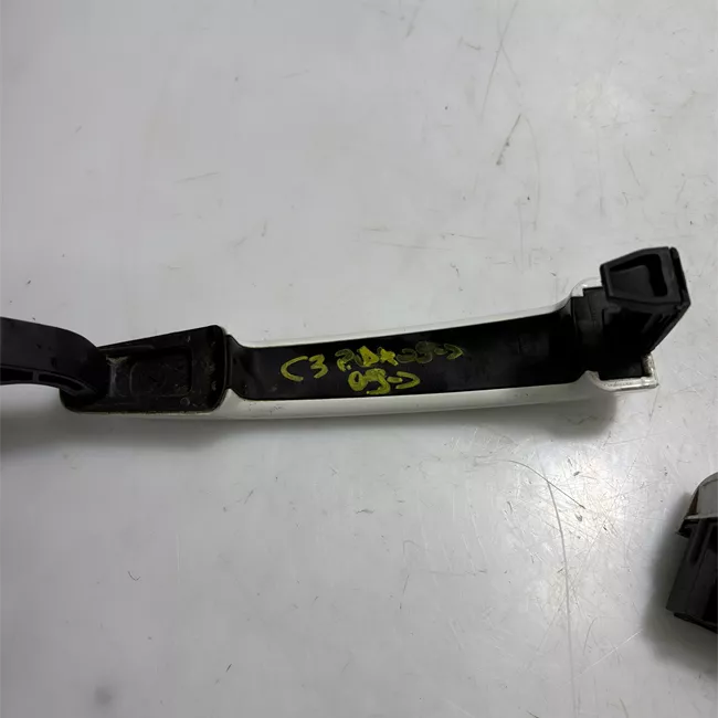 Maniglia porta posteriore destra primer